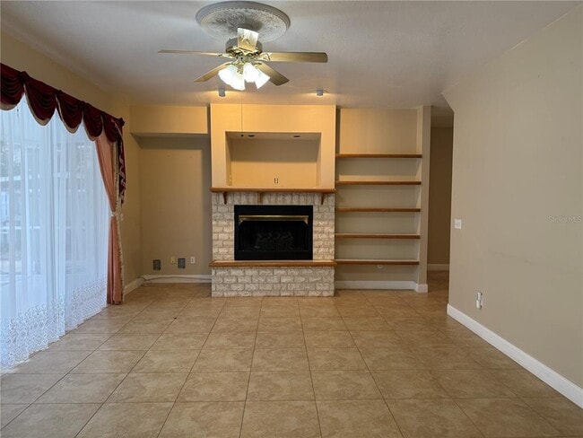 Building Photo - 1373 Foxforrest Cir