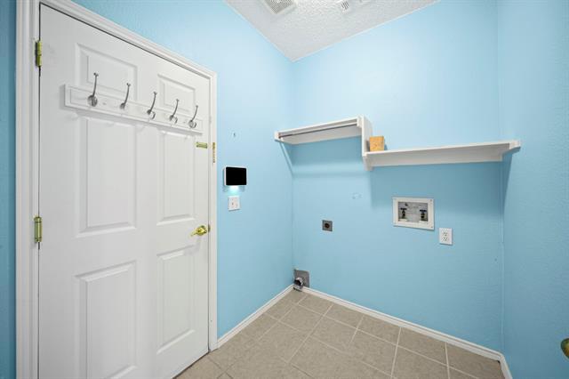 Building Photo - 4716 Bull Run Dr