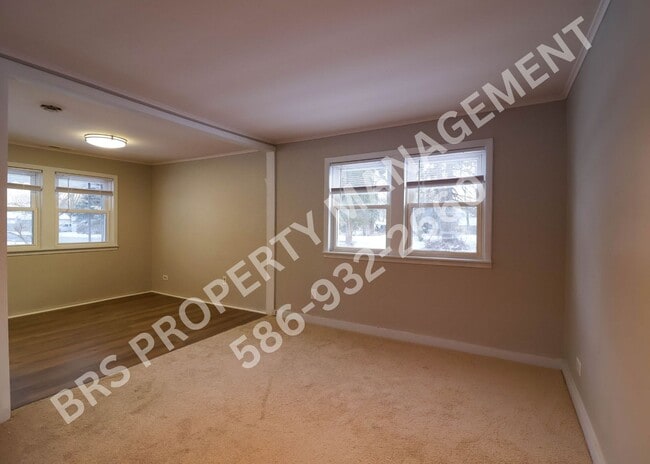 Building Photo - 1 Bed, 1 Bath House In Rochester Hills