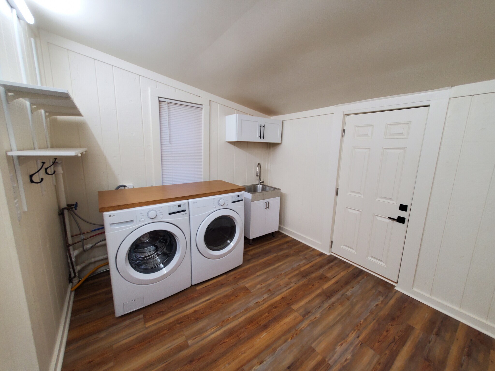 Building Photo - 4024 Niles Rd