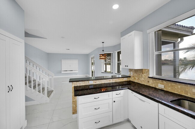 Building Photo - 7306 Michigan Isle Rd