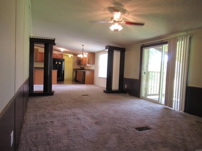 Building Photo - 7614 AR-38