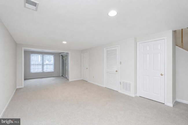 Building Photo - 3940 Kathryn Jean Ct