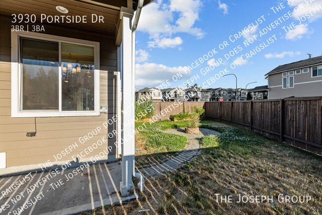 Building Photo - 3930 Portside Dr