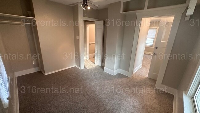 Building Photo - $850 - 2 bed 1 bath - Single Family Home