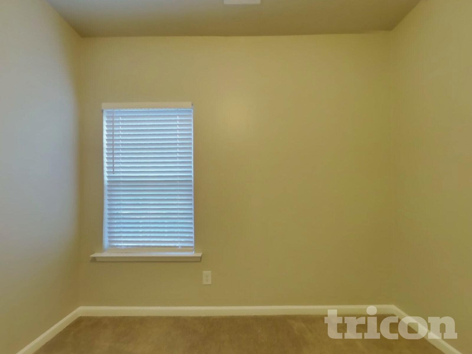 Building Photo - 86 Howard Ave