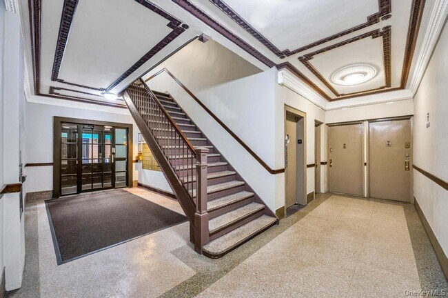 Building Photo - 37-16 83rd St