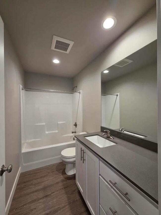 Building Photo - New Construction Three Bedroom Two Bath Ra...