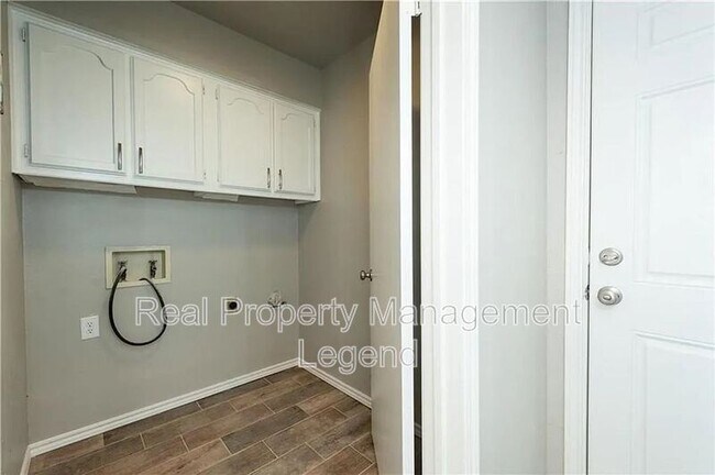 Building Photo - 509 Indian Creek Dr