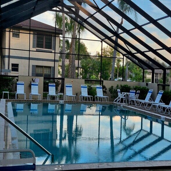 Building Photo - 19505 Quesada Ave