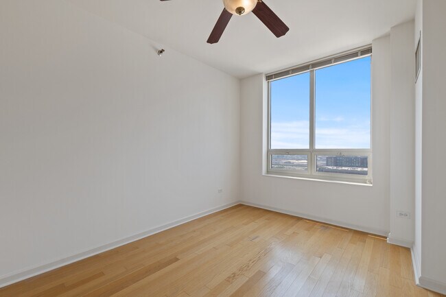 Building Photo - 1111 S Wabash Ave