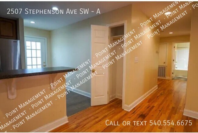 Building Photo - 2507 Stephenson Ave SW