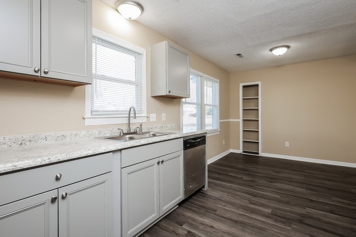 Building Photo - 403 Oxford Rd