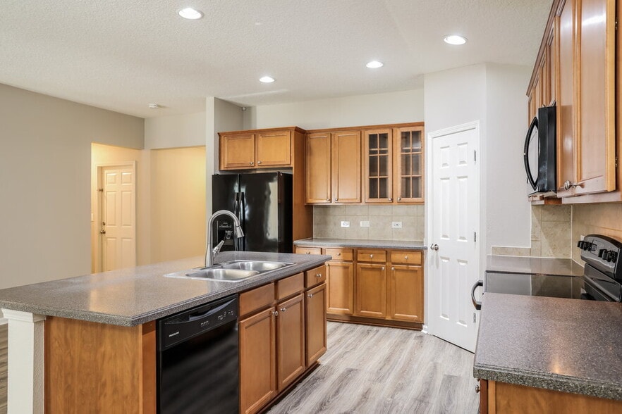 Building Photo - 1466 Royal Dornoch Drive