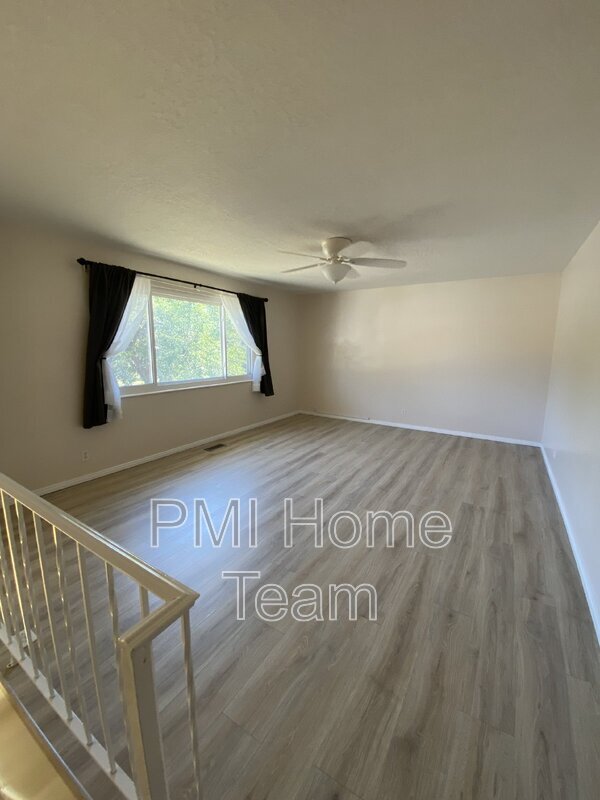 Building Photo - 1183 N 200 E