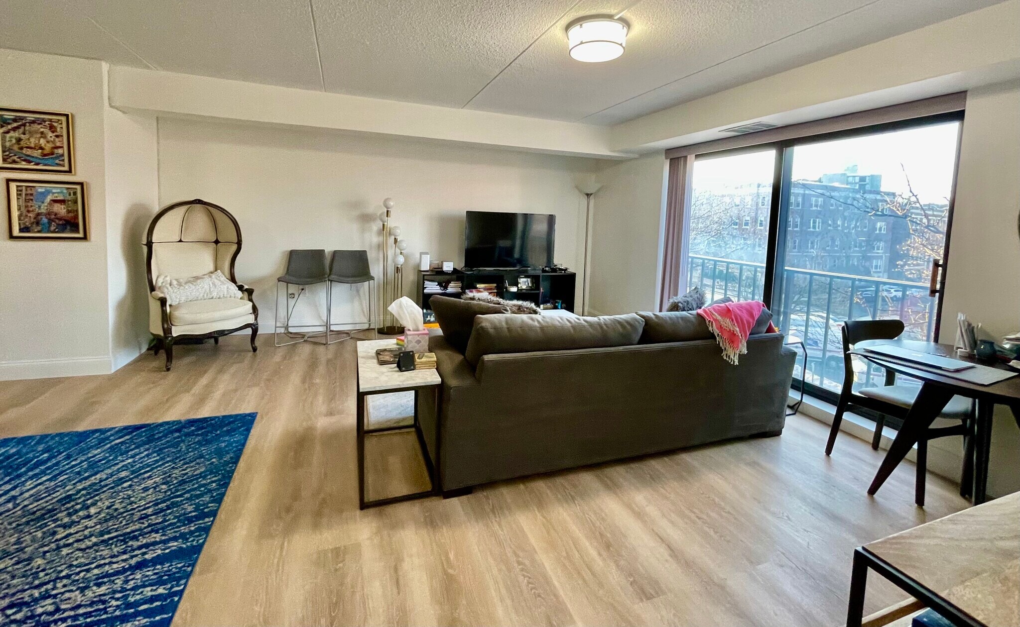 Large living room seen from hallway. - 1243 Beacon St