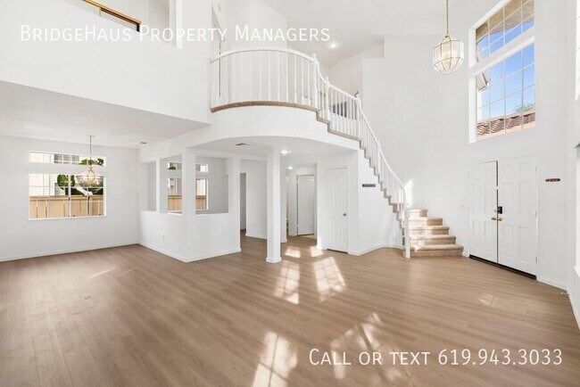 Building Photo - 10998 Corte Playa Barcelona