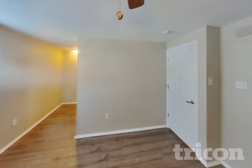 Building Photo - 12367 Boncrest Dr