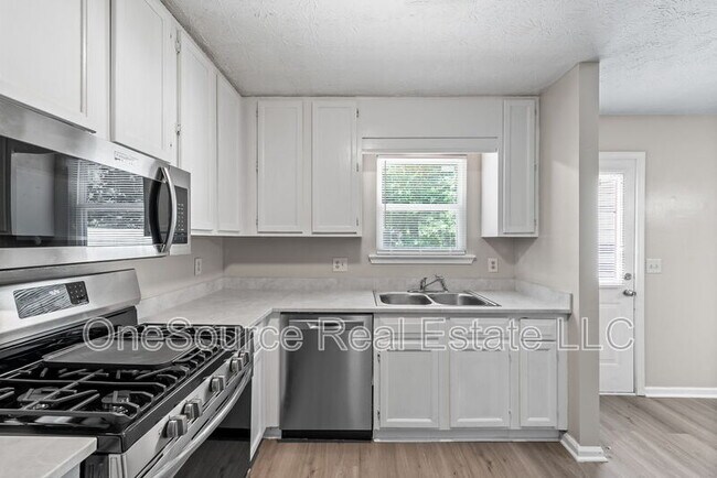Building Photo - 3606 N Hopkins Ct