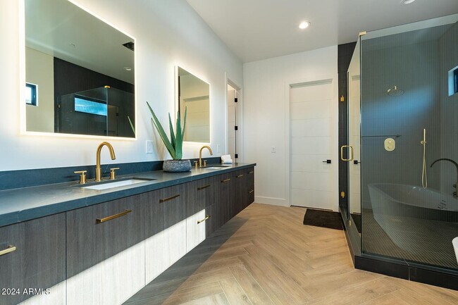 Building Photo - 13696 N 88th Pl