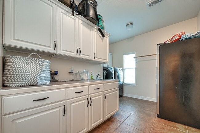 Building Photo - 32515 Westminster Dr
