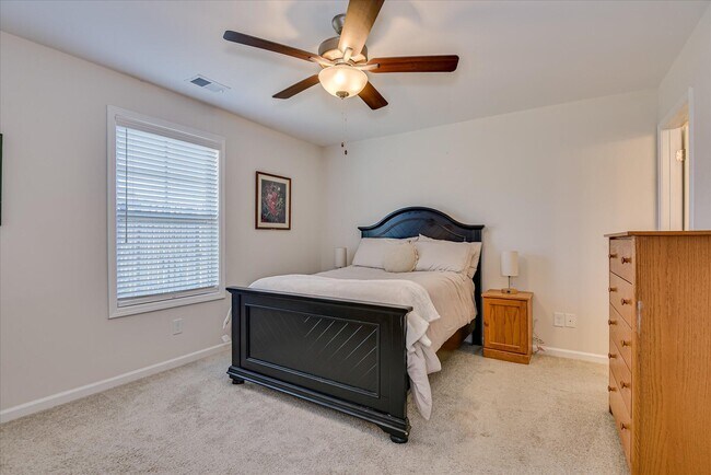 Building Photo - 2047 Catlet Ct