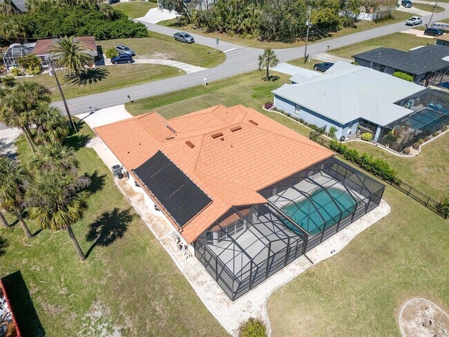 Building Photo - 108 McCabe St