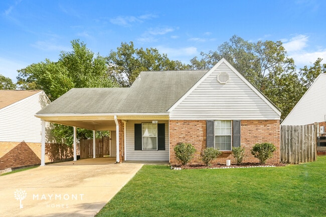 Building Photo - 1440 Chelsea Ln