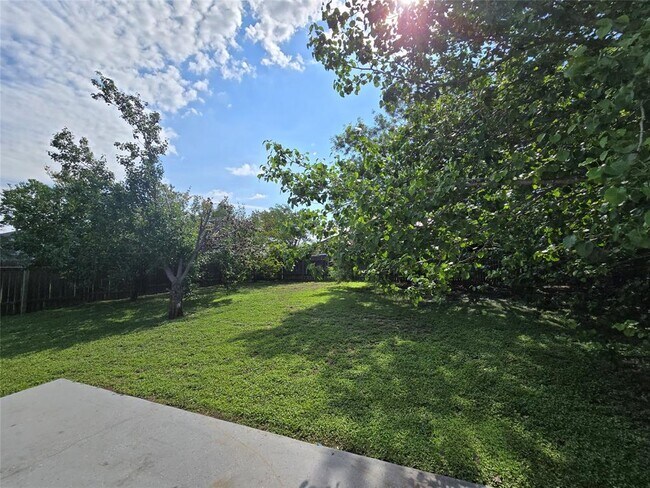 Building Photo - 3245 Elizabeth Anne Ln