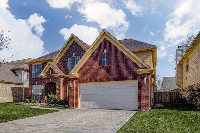 Building Photo - 155 Perfidia Dr