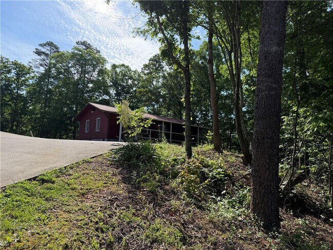 Building Photo - 86 Robert Jones Rd