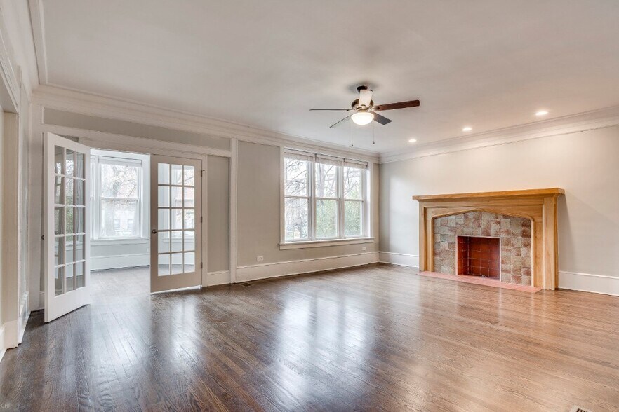 Primary Photo - 1209 E Madison Park