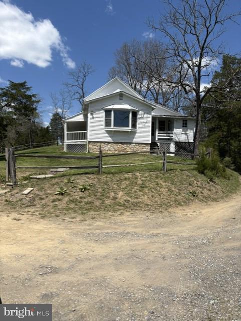 Building Photo - 306 Tonys Hollow Ln
