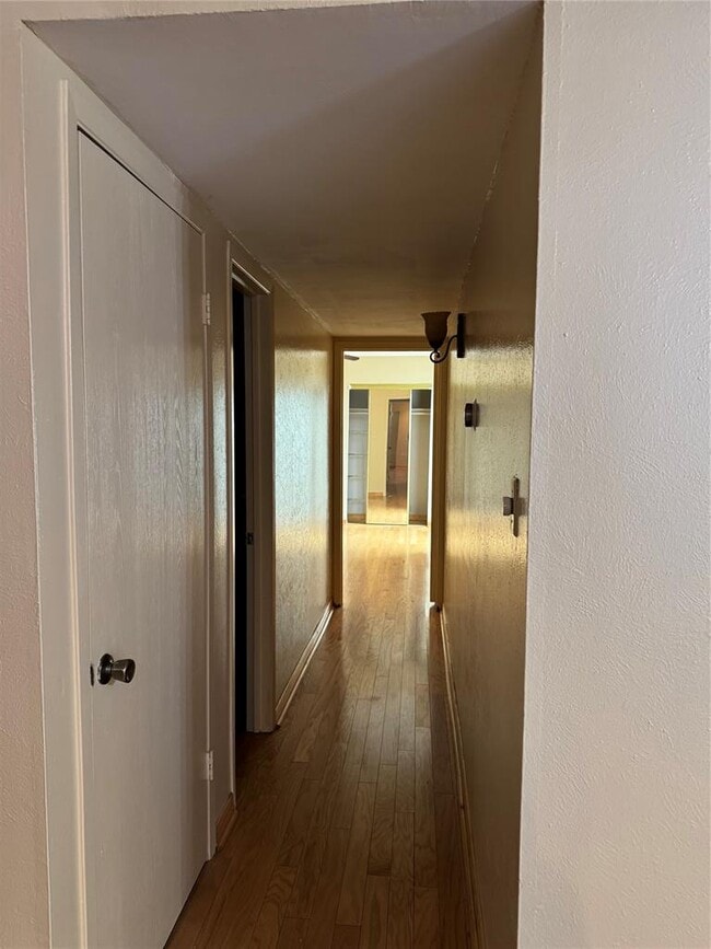 Building Photo - 1748 Timberwood Dr