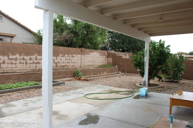 Building Photo - 2854 W Simplicity Dr