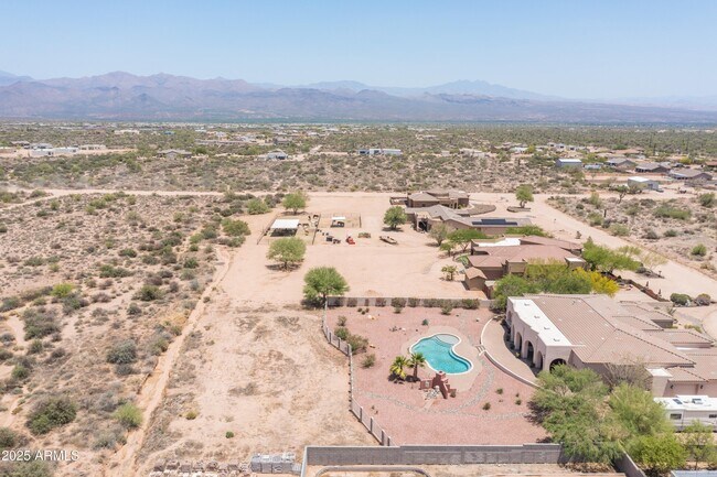 Building Photo - 16246 E Gamble Ln