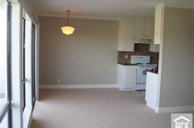 Building Photo - 24091 Vista Corona