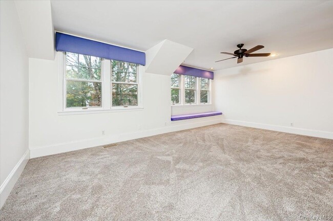 Building Photo - 10 Old Jackson Ave