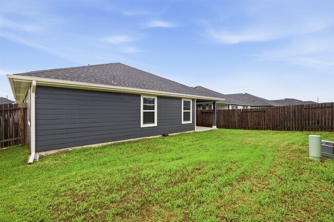 Building Photo - 31814 Hallington Hl Ln