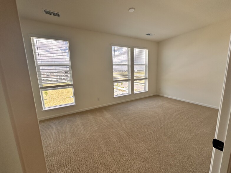 Building Photo - 6263 N Jebel St