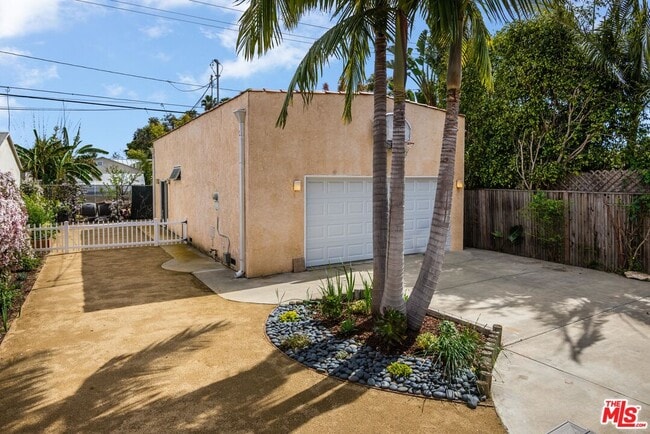 Building Photo - 4264 Mildred Ave