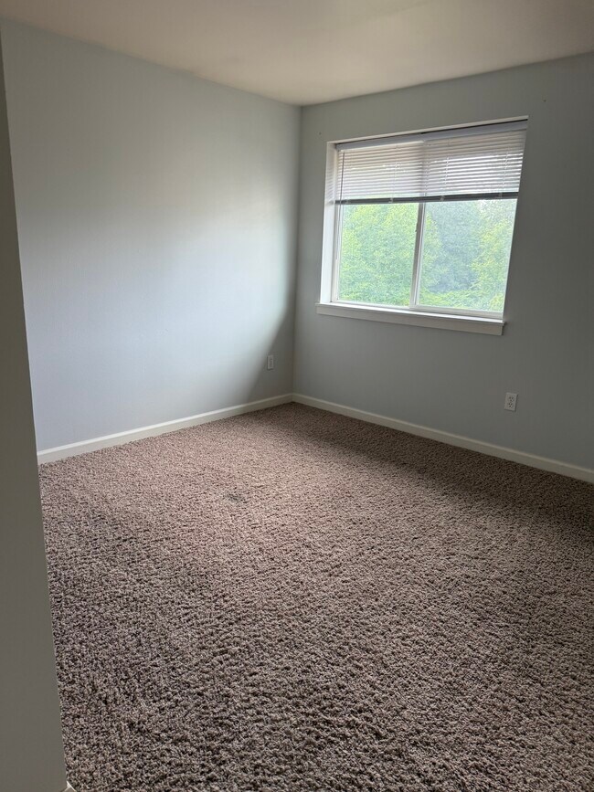 Building Photo - 11118 Paine Field Way