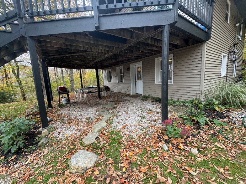 Building Photo - 737 Barrows Towne Rd