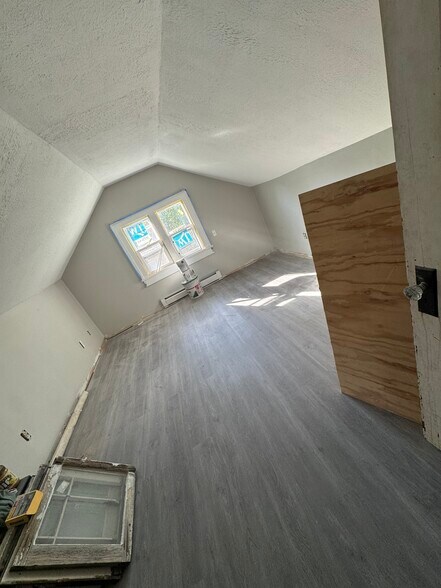 Building Photo - 125 Blymyer Ave