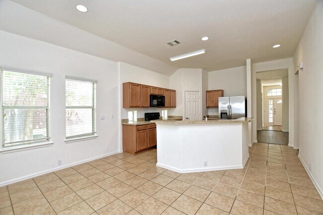 Building Photo - 207 Hoot Owl Ln N