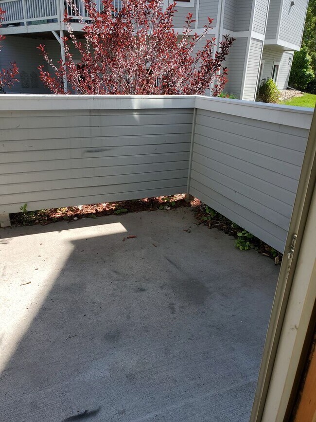 Building Photo - 2012 Remington St