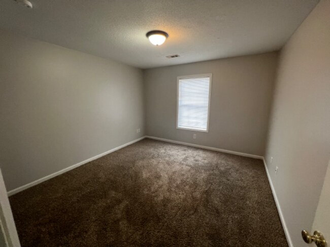 Building Photo - 317 Caswell St