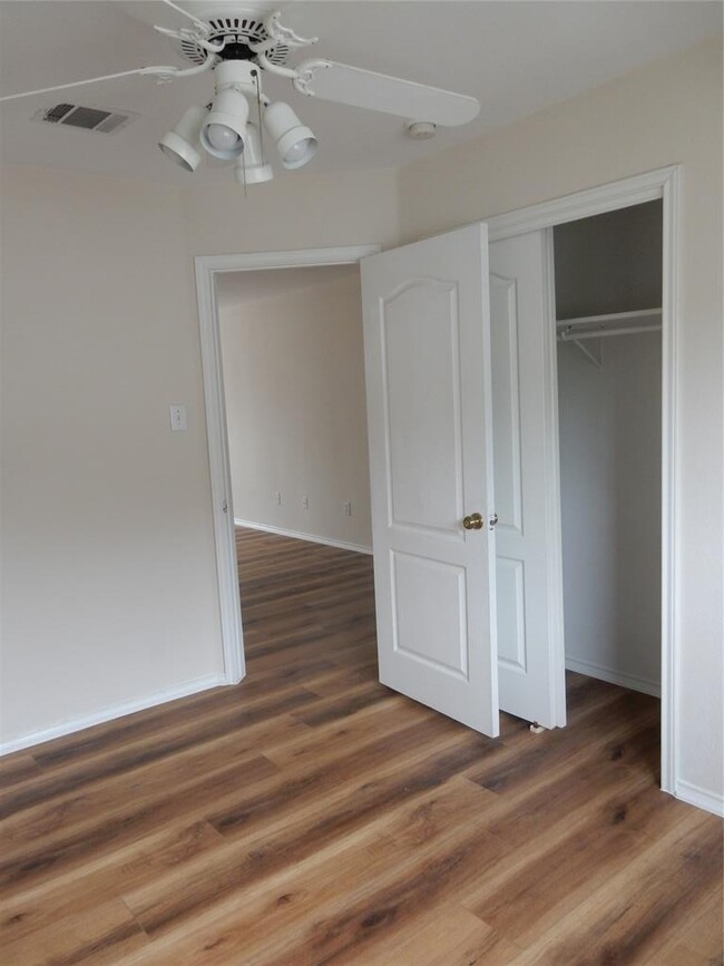 Building Photo - 306 Crossland Cove