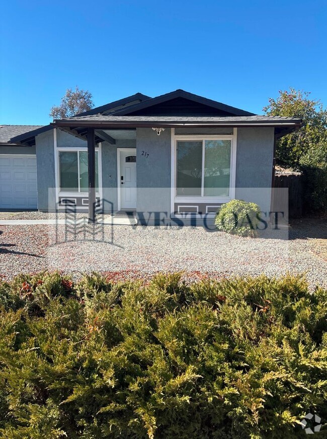 Building Photo - Charming 2-Bedroom Home in 55+ Community –...