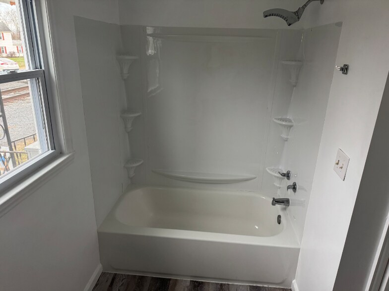 Building Photo - 277 Specks Run Rd